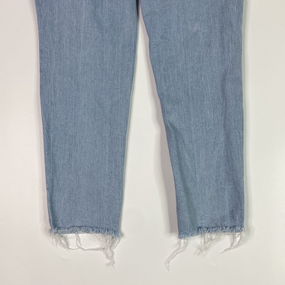Calvin Klein Jeans High Rise Raw Hem Skinny Distressed Jeans Size 32 - Picture 7 of 14